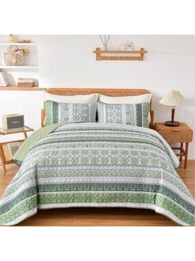Green & White Striped Quilted Bedding Set With Two Pillow Shams - Full/Queen - R